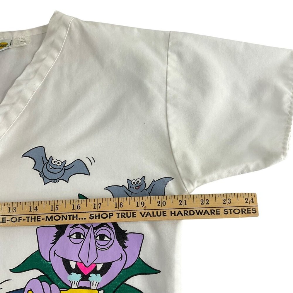 Sesame Street Dentist Scrub Top Womens Sz Small White Count w/ Toothbrush & Bats - Picture 4 of 10